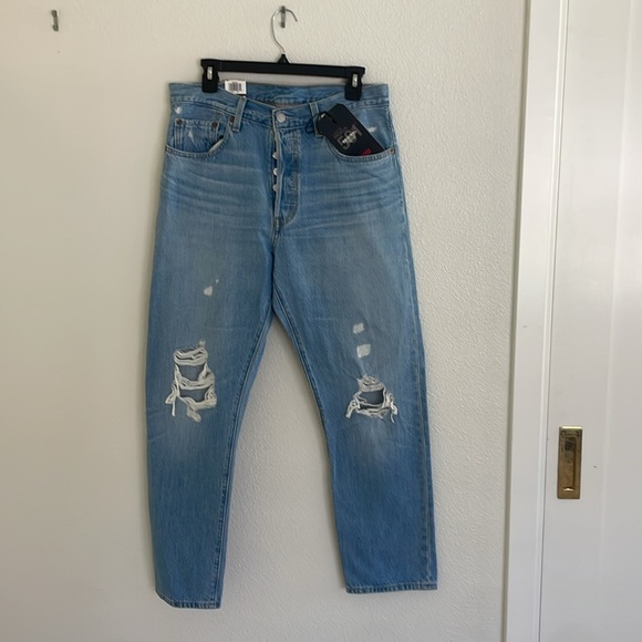 Levi's 501 High Rise Waisted Straight Distressed Crop Jeans - Picture 3 of 3